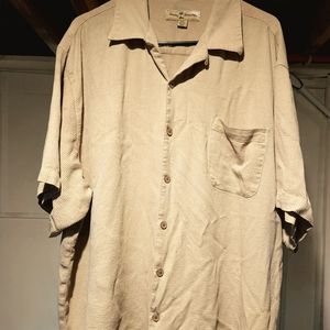Tommy Bahama men's shirt